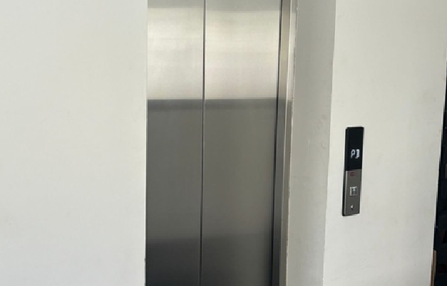 10 de 12: elevador