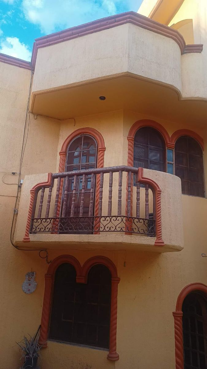 3 de 8