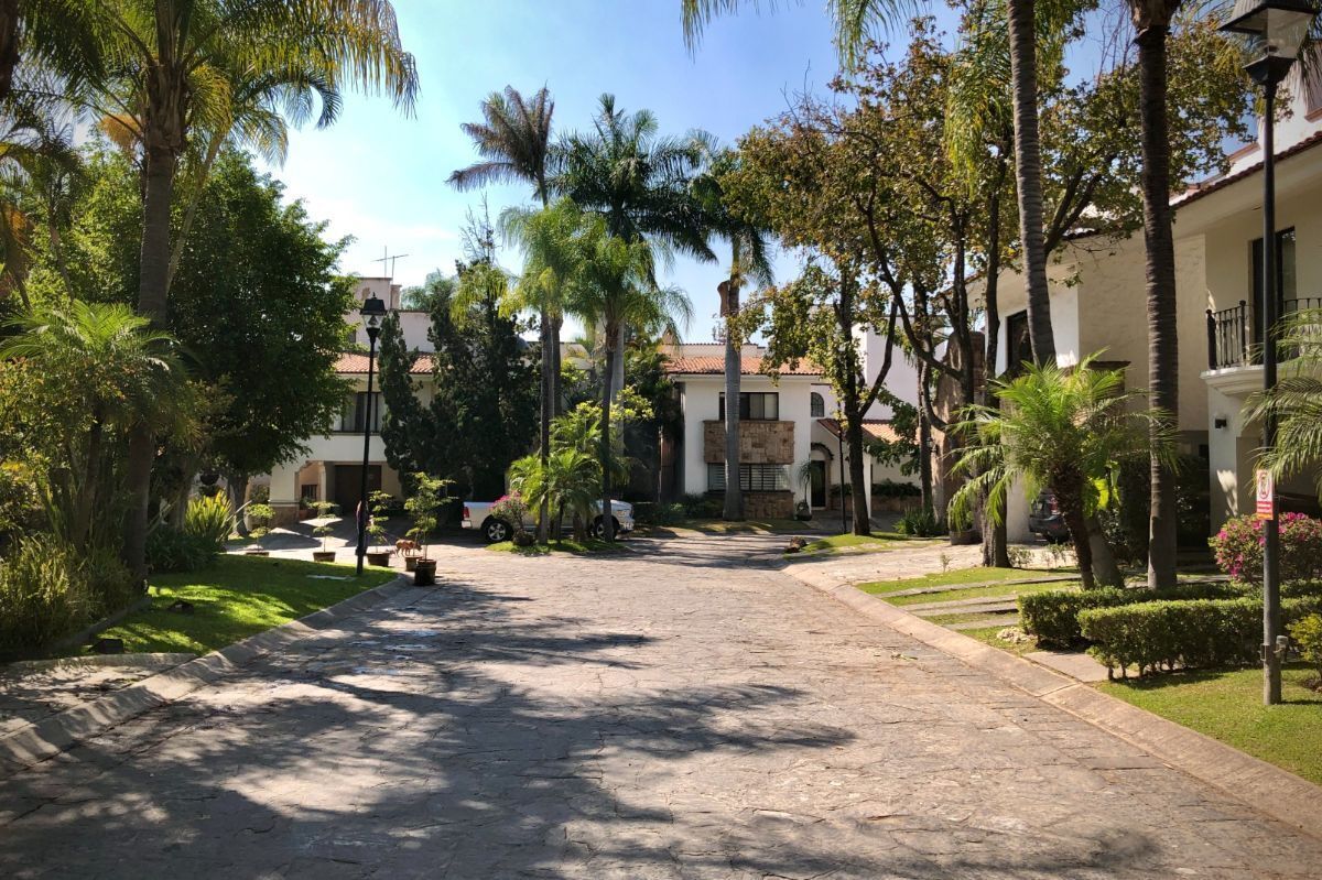 1 de 16