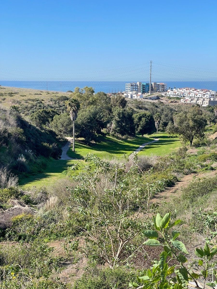 Venta de Excelente Terreno en la Costa, con Vista al Campo de Golf, Real del Mar