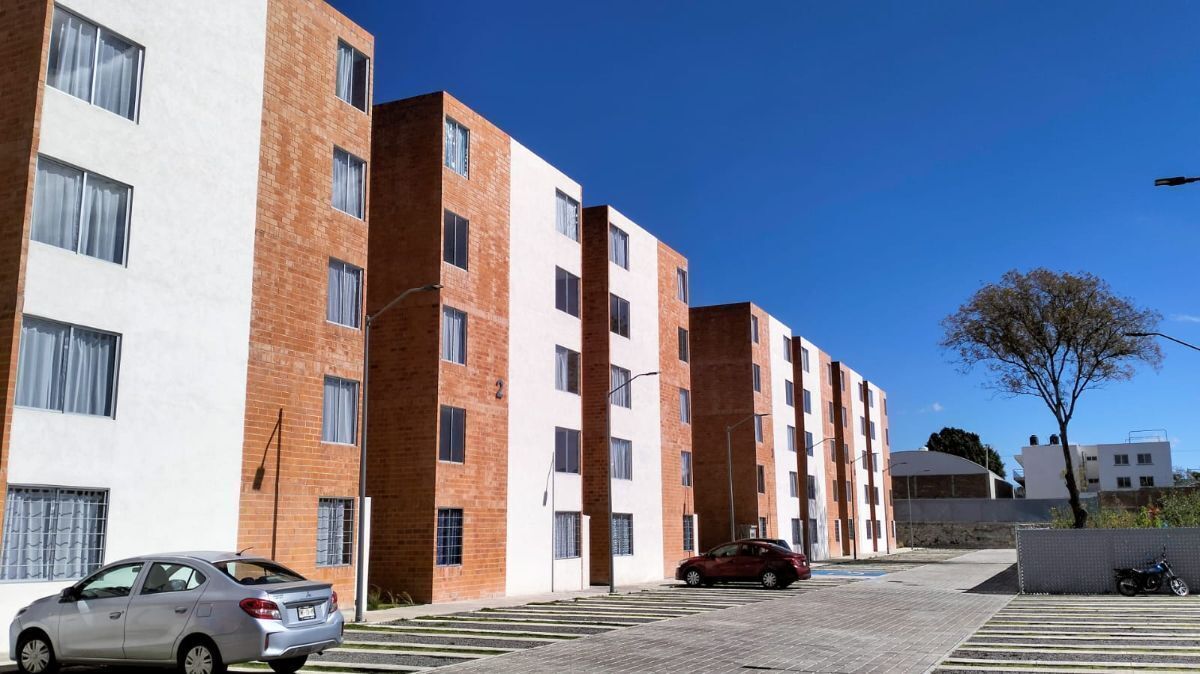 1 de 8: Fachada exterior