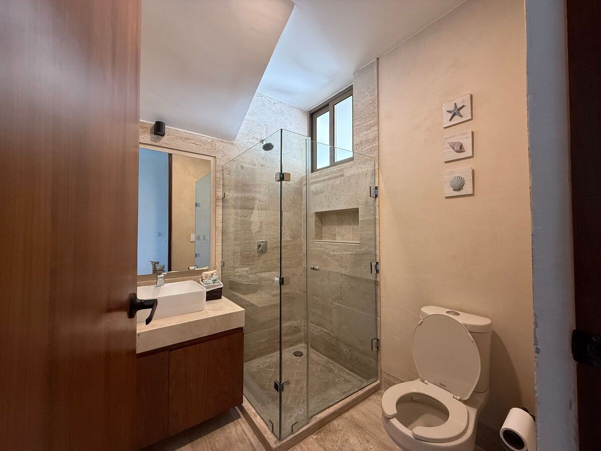 5 of 38: Villa muestra
No incluye muebles