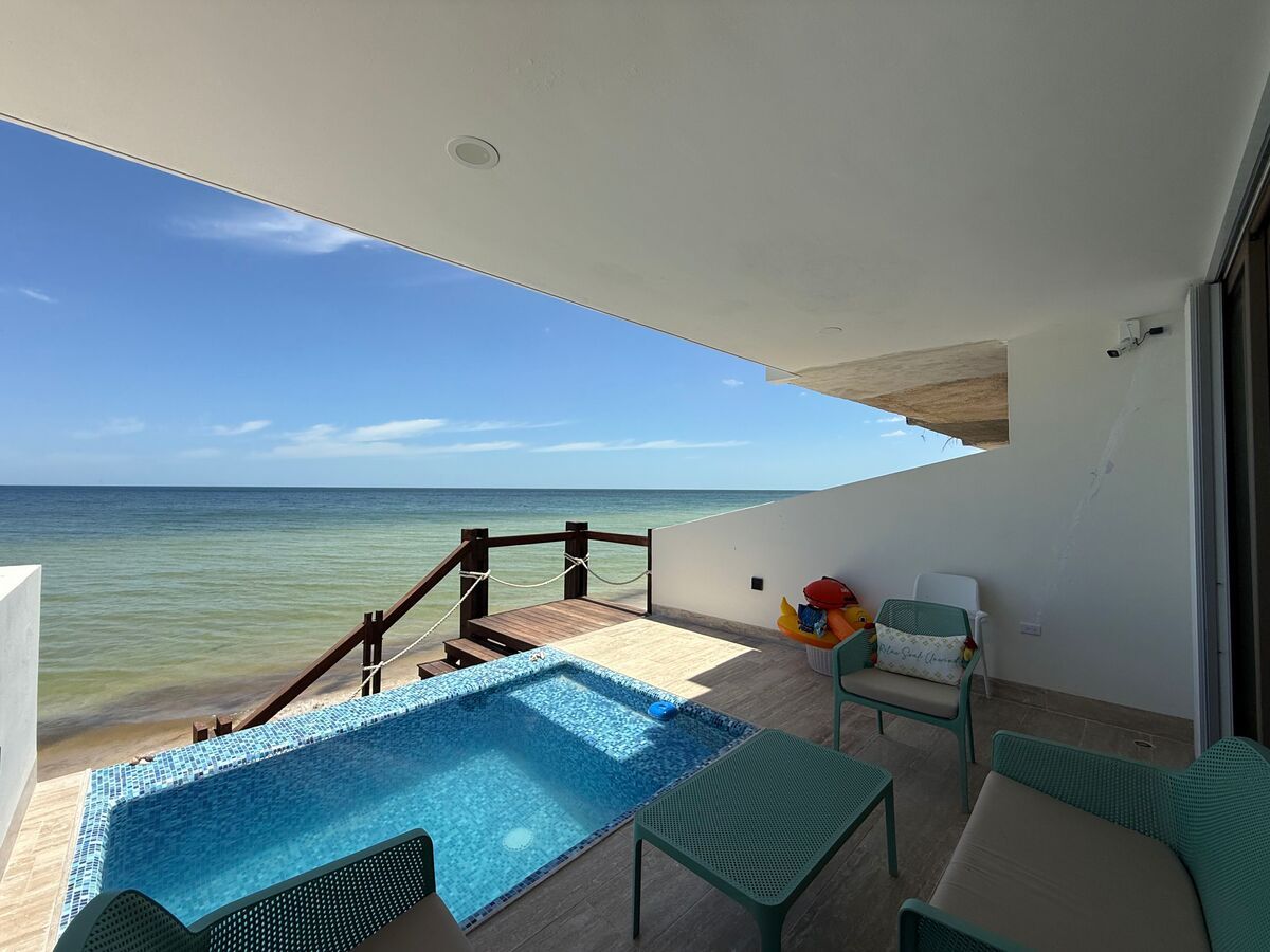 11 of 38: Villa muestra
No incluye muebles