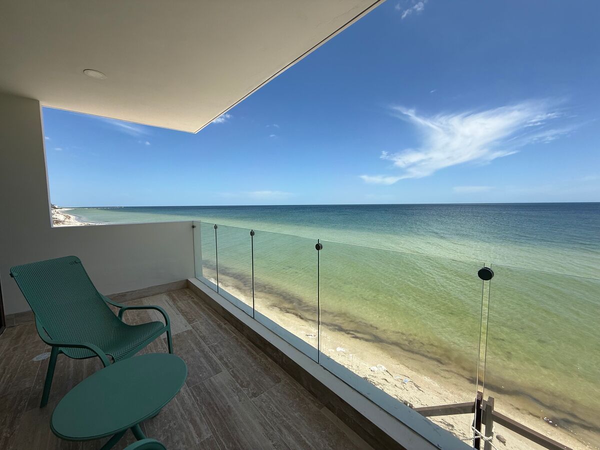 15 of 38: Villa muestra
No incluye muebles