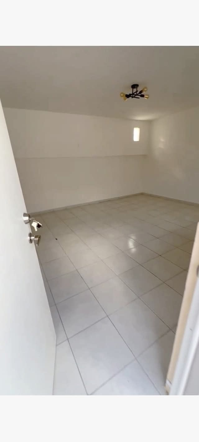 4 of 6
