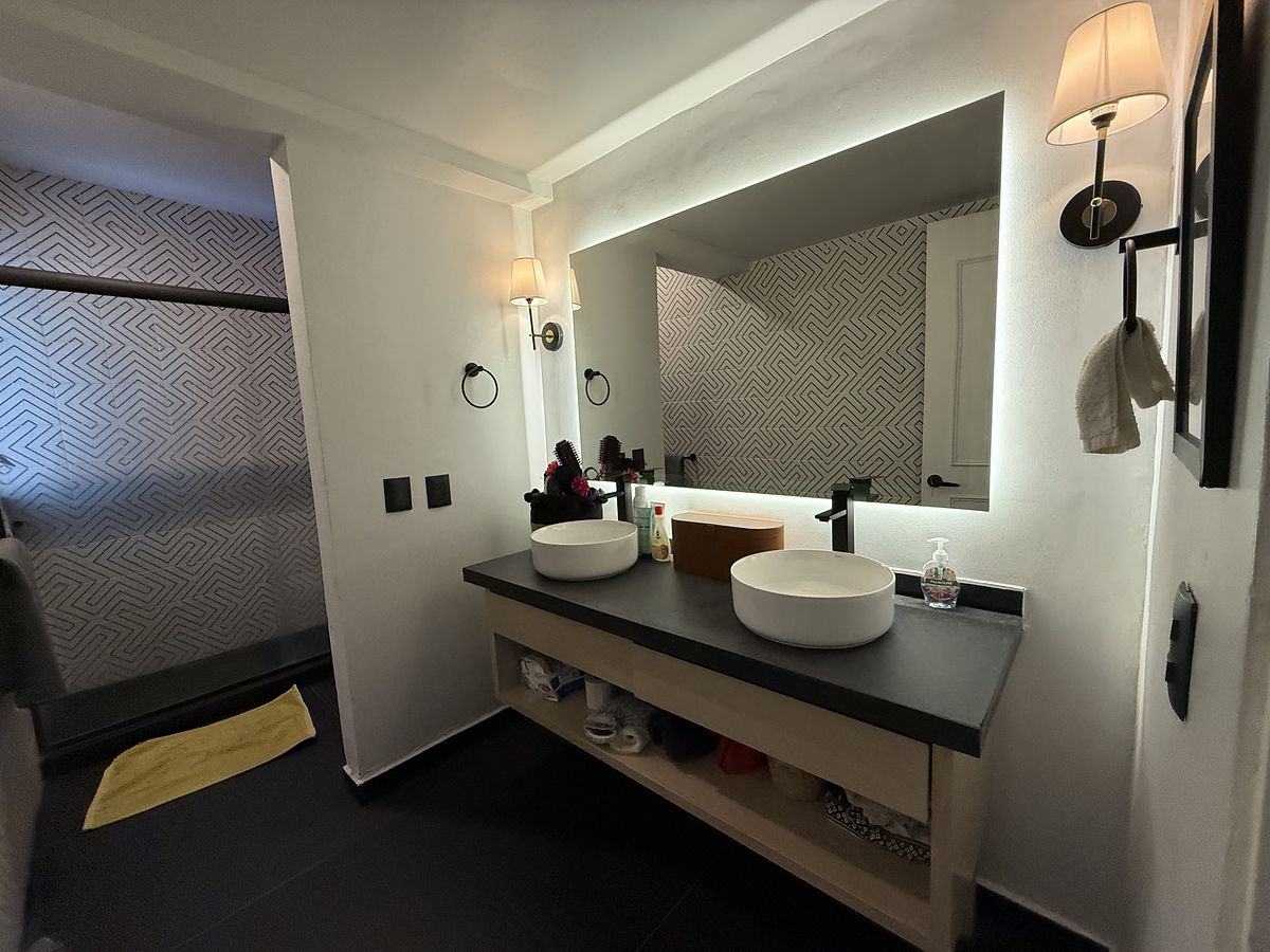 35 de 37: Baño Recámara Secundaria