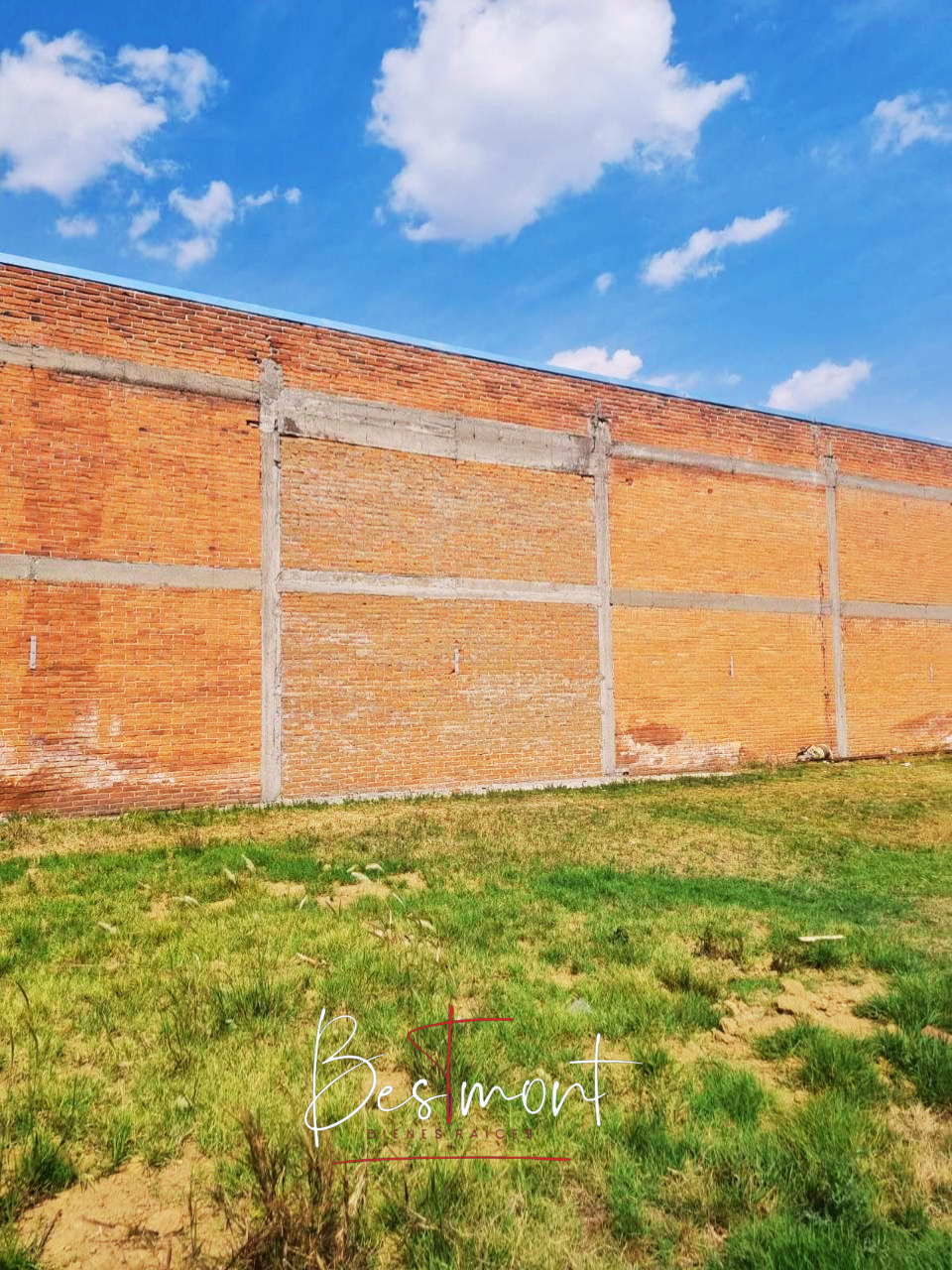 5 de 17: Exterior bodega
