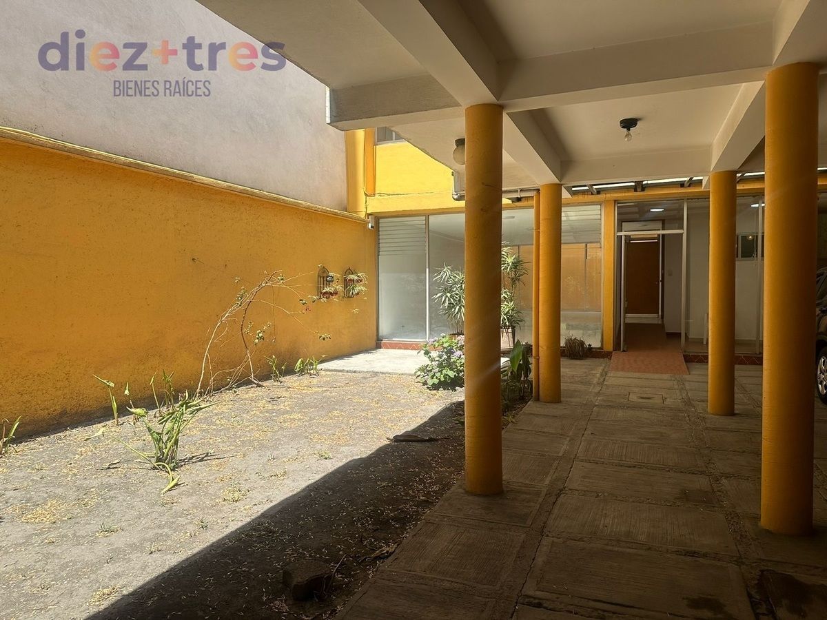 CASA CON USO DE SUELO EN RENTA, XOTEPINGO, COYOACÁN