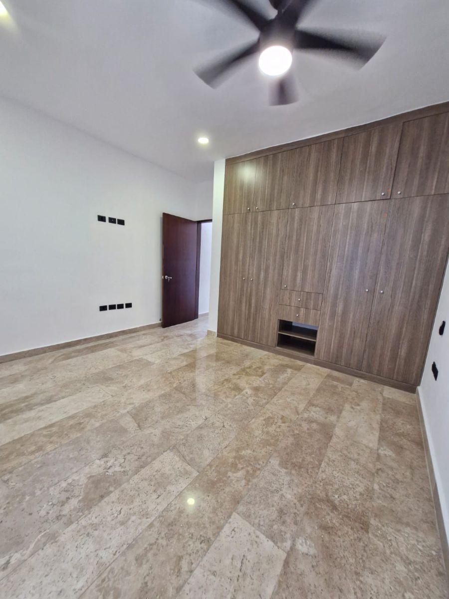 11 de 22: RECAMARA SECUNDARIA