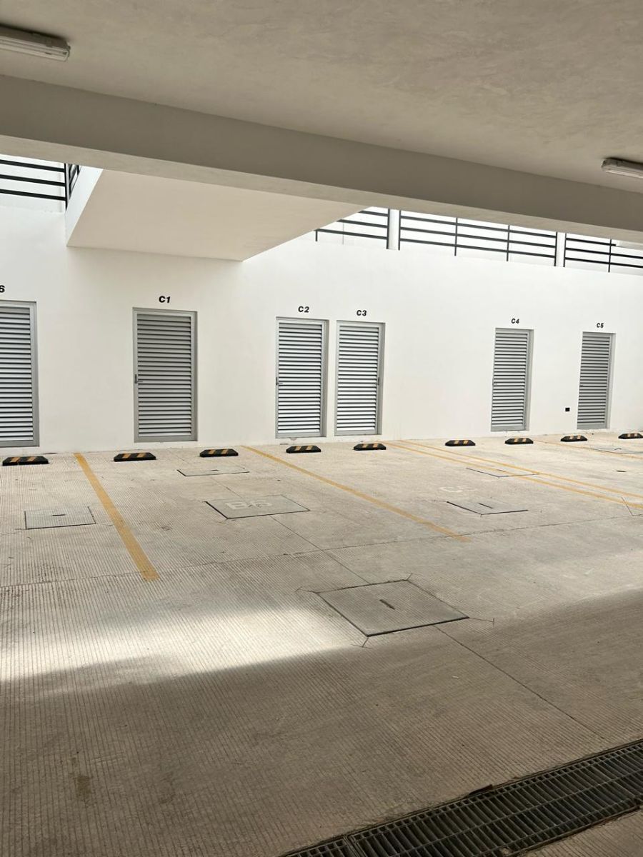 15 of 24: BODEGAS PRIVADAS 1 POR DEPARTAMENTO