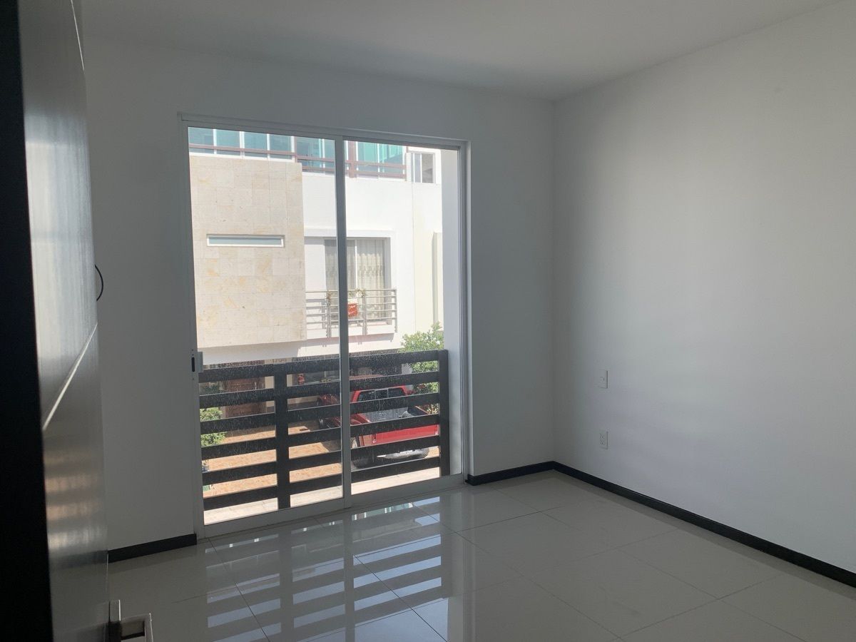 Habitación principal con vestidor, foto 11 de 35