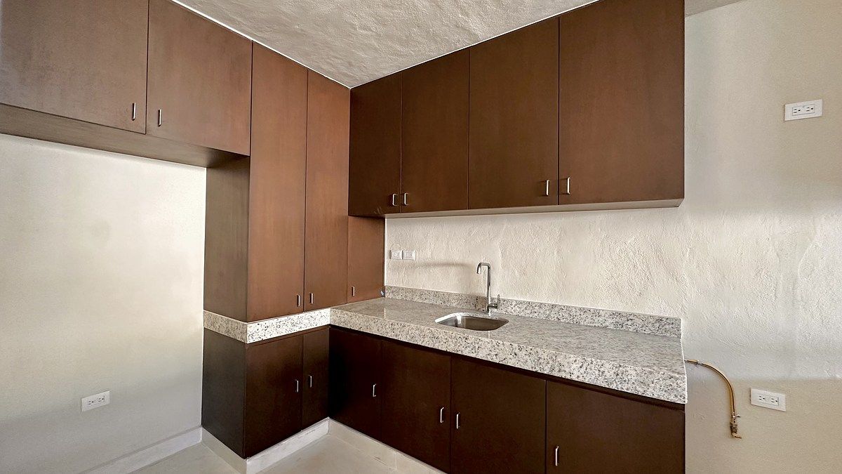 2 de 15: Gabinetes amplios