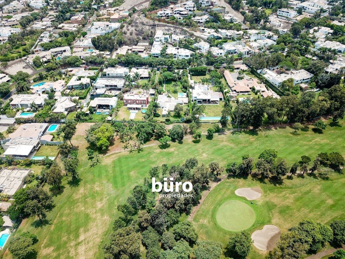 16 de 18: Ubicación