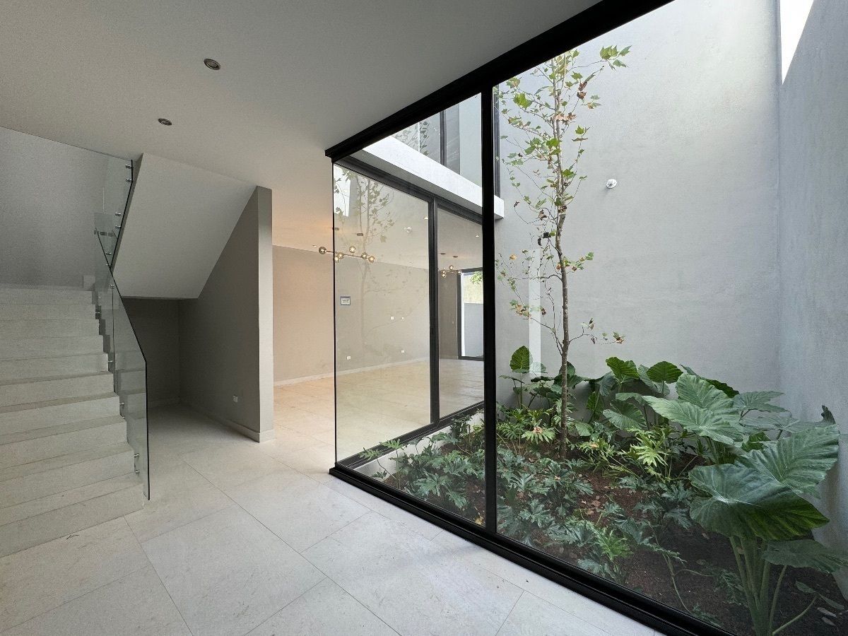 https://assets.easybroker.com/property_images/4324240/72049659/EB-PP4240.jpeg?version=1709069485