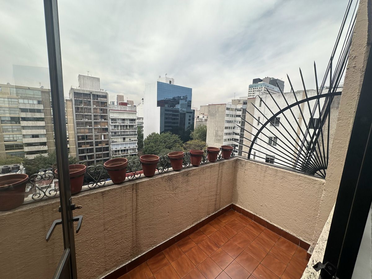 3 de 8