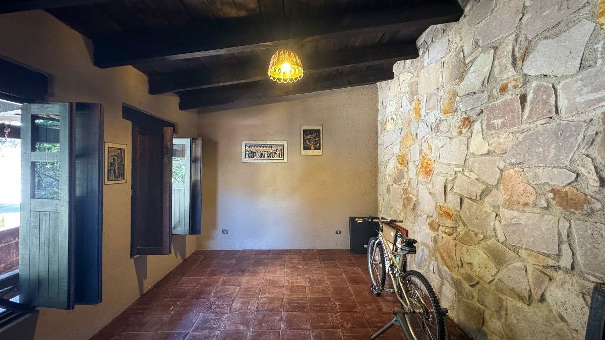38 de 44: Habitación 4 independiente en planta baja y baño completo