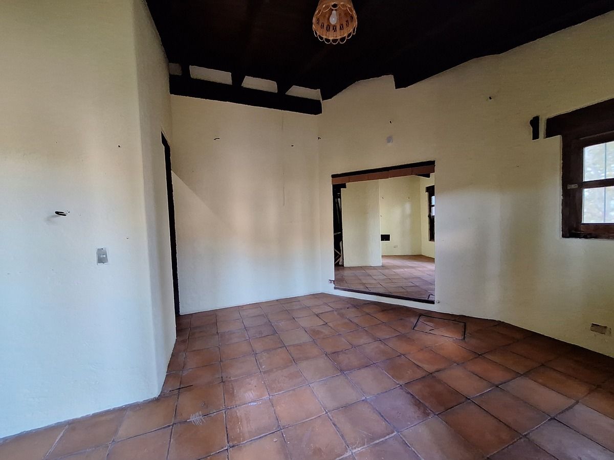 37 de 44: Recamara secundaria con baño completo
