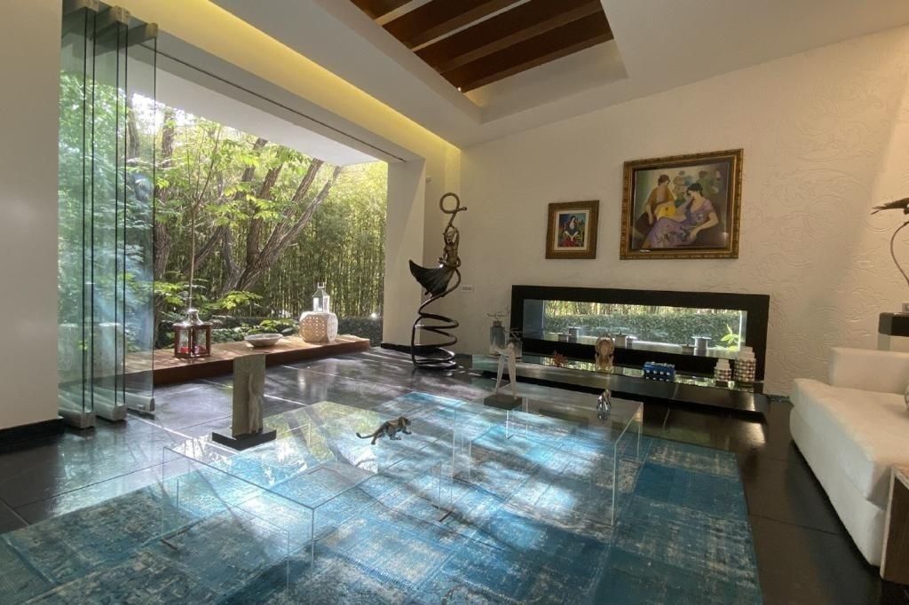 5 de 27: Sala