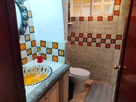 Casa Sola con 3 departamentos - foto 5