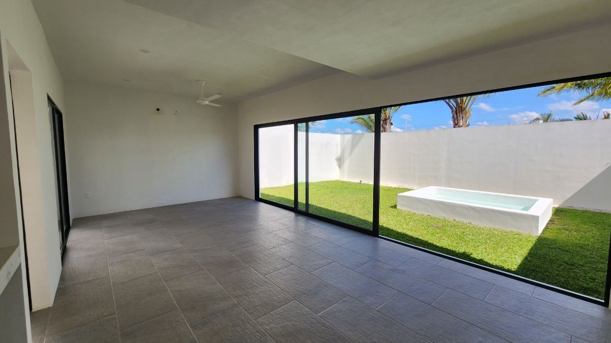 2 of 13: SALA COMEDOR