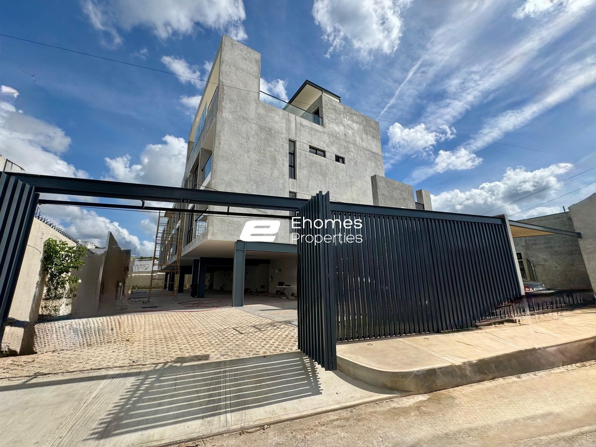 20 de 25: FACHADA  REAL