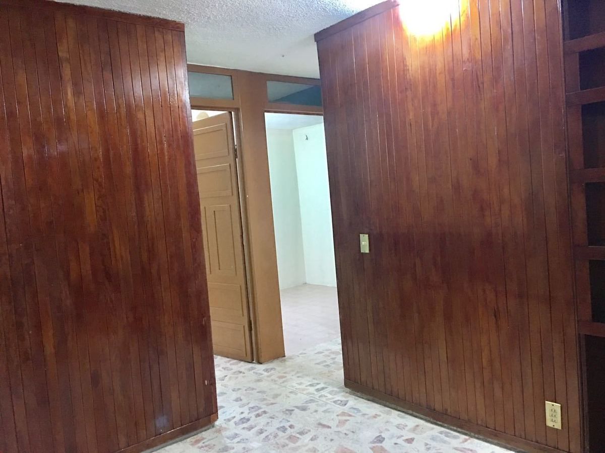 3 de 8: VISTA DESDE EL COMEDOR A LA RECAMARA