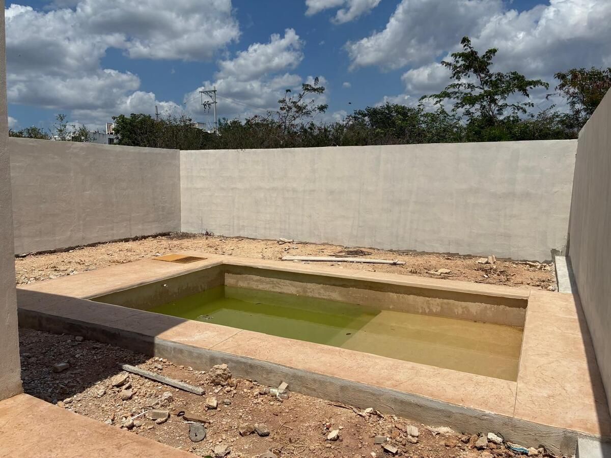 VENTA DE CASA EN PRIVADA CHOLUL