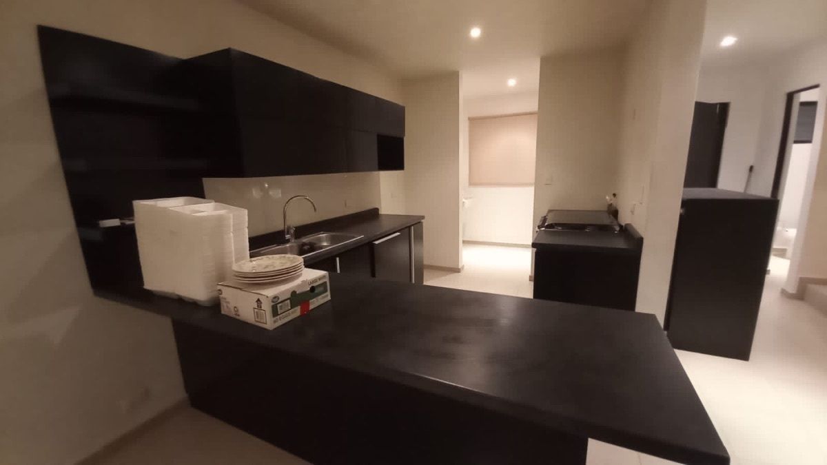 CASA VENTA REAL DEL VALLE PRIVADA LAS NUBES, photo 1 of 16