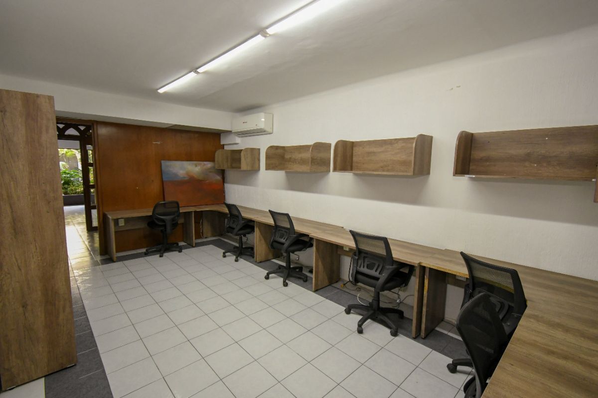Oficina en venta, Guadalupe Zuno, Colonia Americana. - foto 4