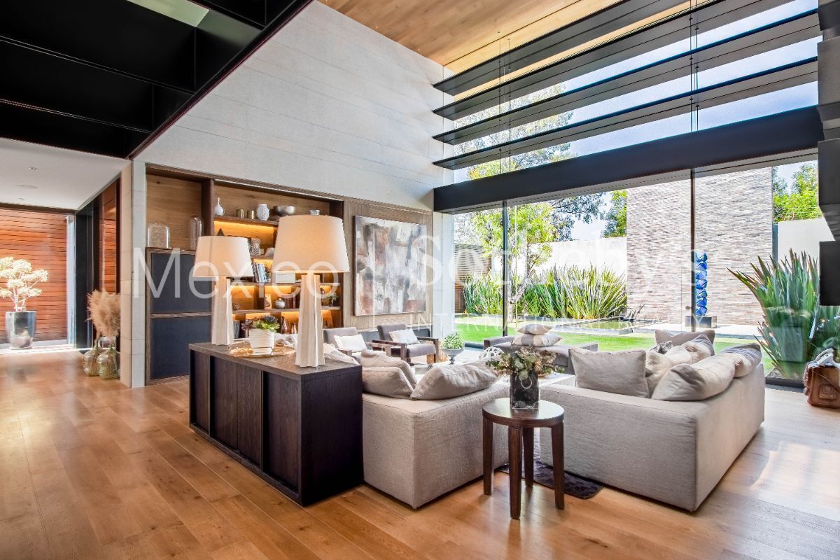 Casa en Venta en Lomas de Reforma, Casa del Morro - foto 2