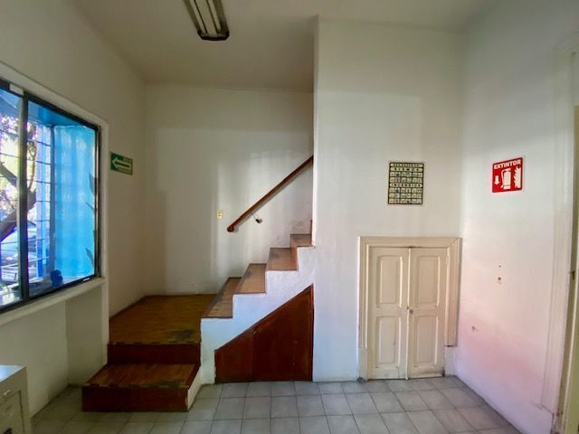4 de 33