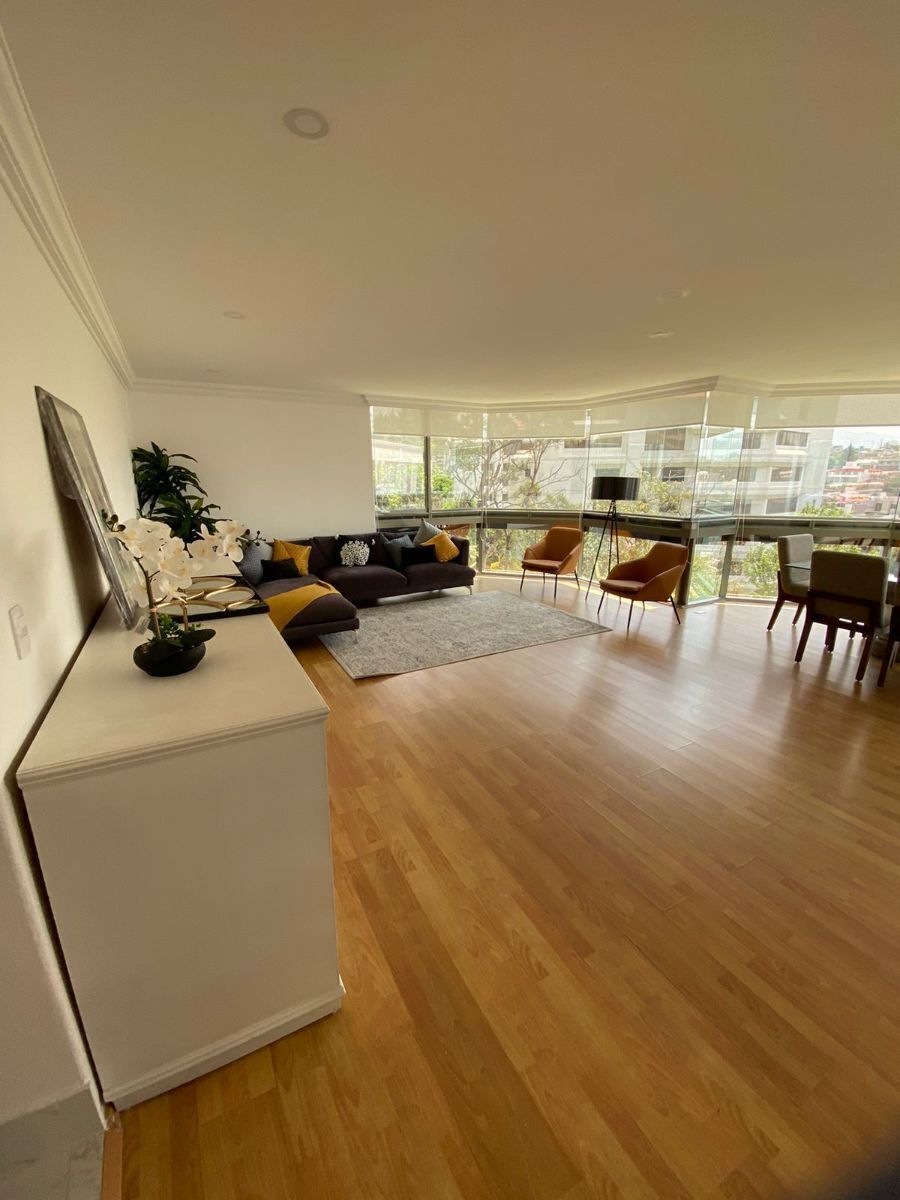 280, Cofre de Perote, Lomas de Chapultepec VIII Sección, 11000 con 3 Recámaras, 3 Baños, 245 Metros Cuadrados y 2 Puestos de Estacionamiento