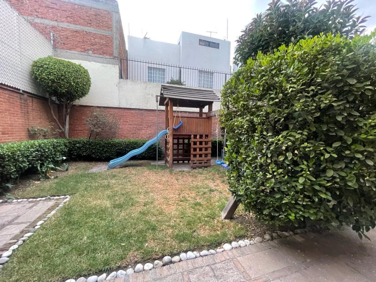 Venta de Terreno con Uso Habitacional Mixto