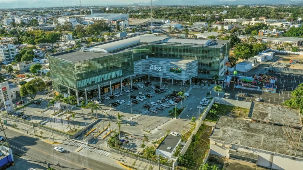 Oficinas en Venta Urbanización Fernández, Santo Domingo