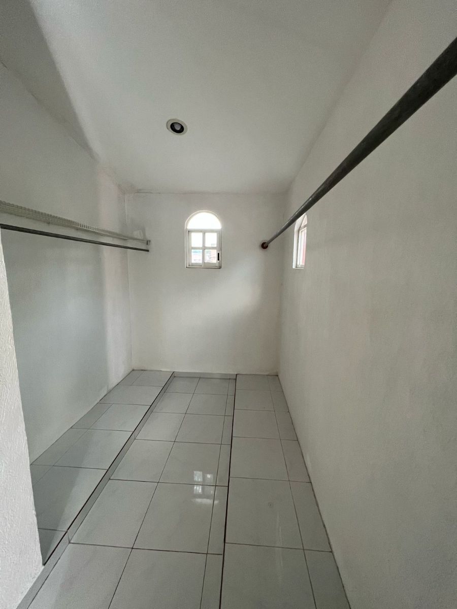 28 de 29: closet vestidor