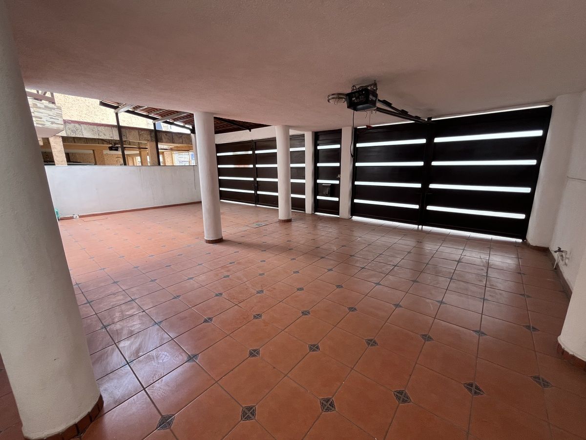 Casa en Valle del Campestre, León, foto 6 de 19
