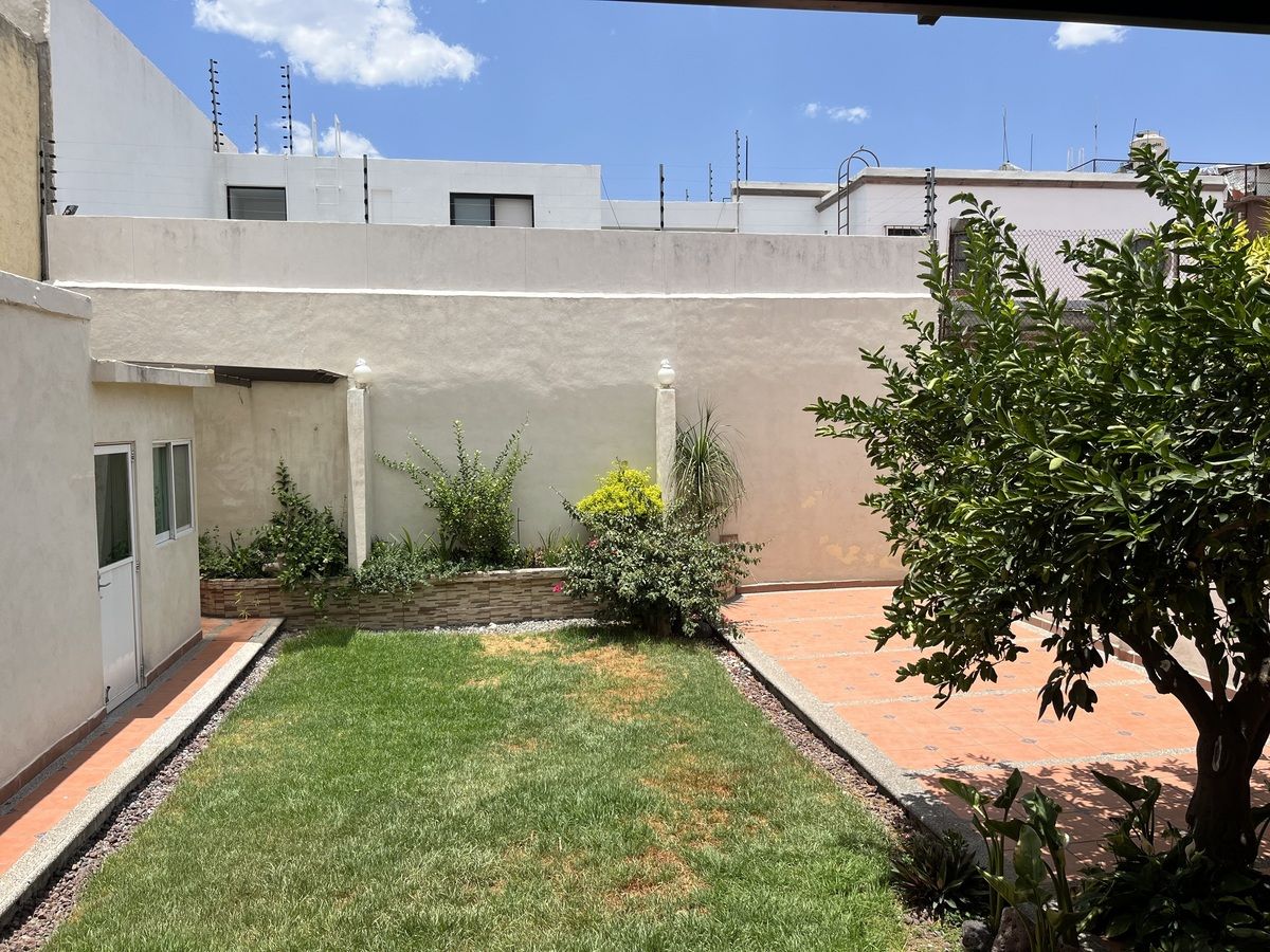 Casa en Valle del Campestre, León, foto 11 de 19