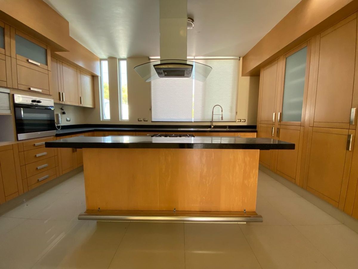 cocina integral con su isla