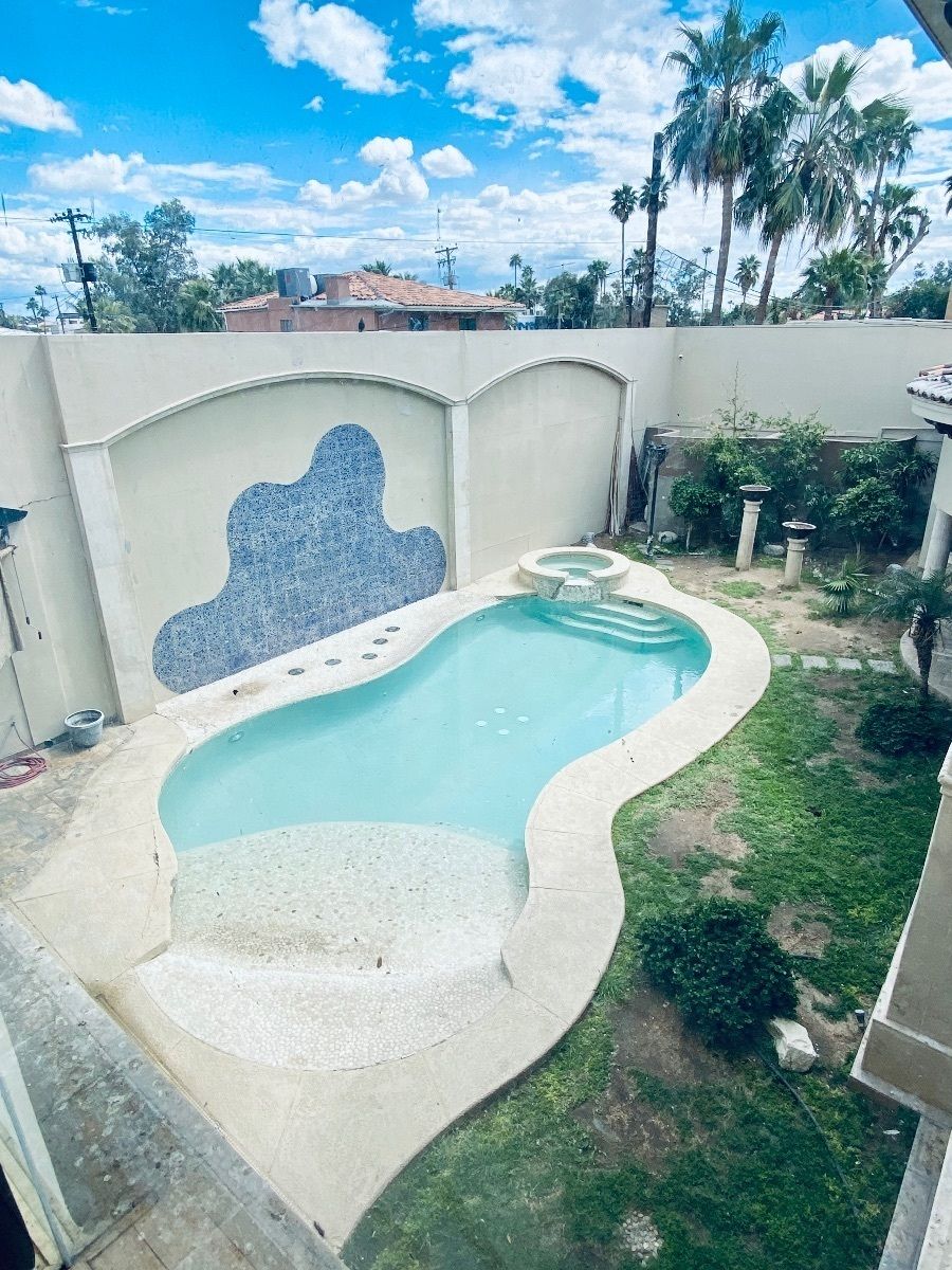 31 de 40: Alberca desde arriba