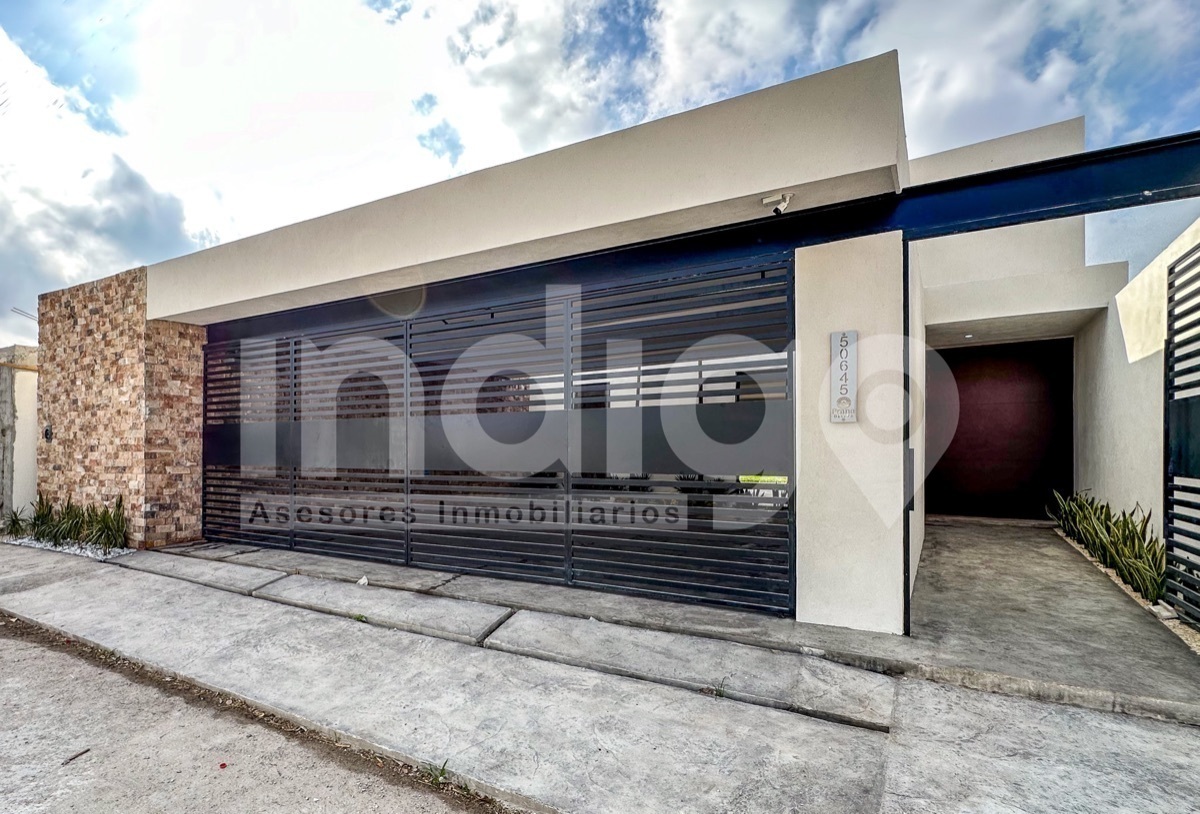 2 de 47: Fachada Frontal