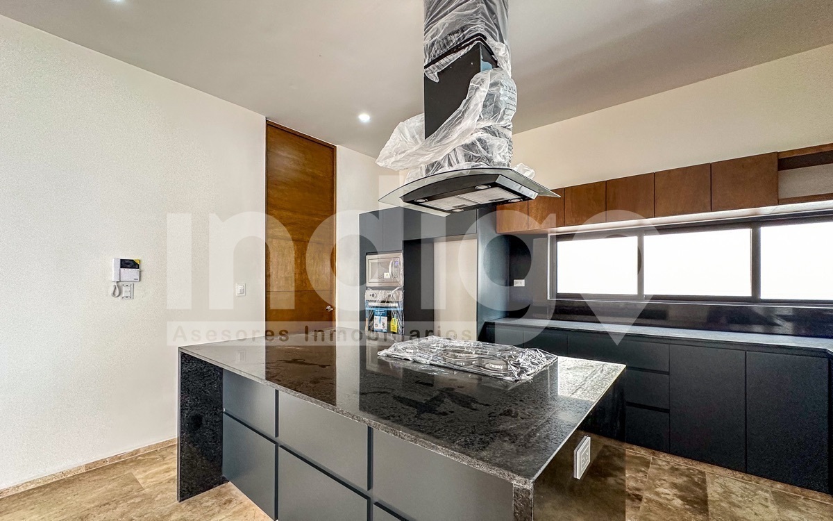 12 de 47: Cocina con Isla Desayunador