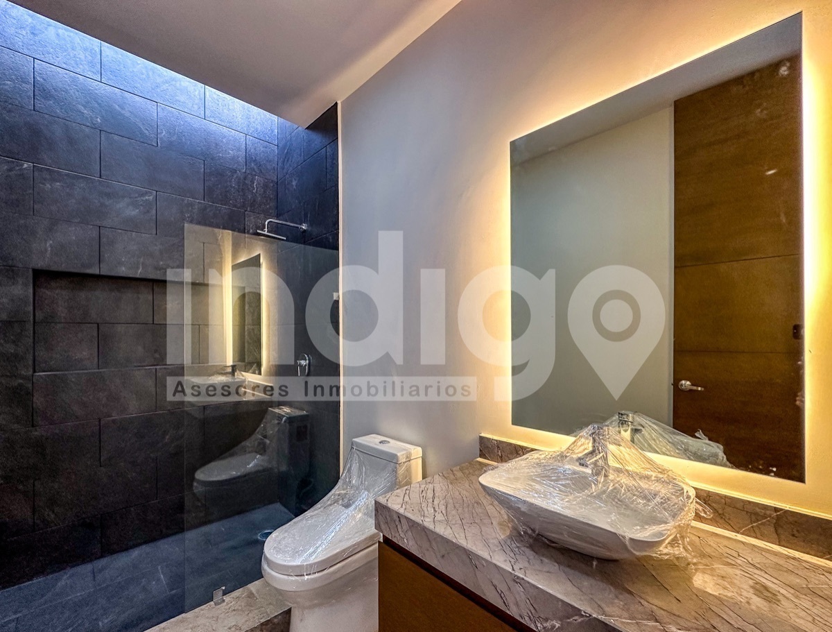 35 de 47: Baño Recámara Secundaria 1