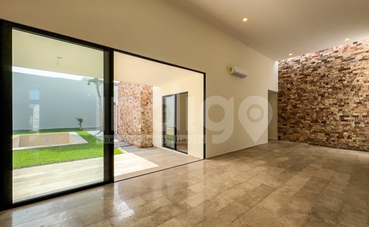 3 de 41: Sala / Comedor Corridos con Salida a la Terraza