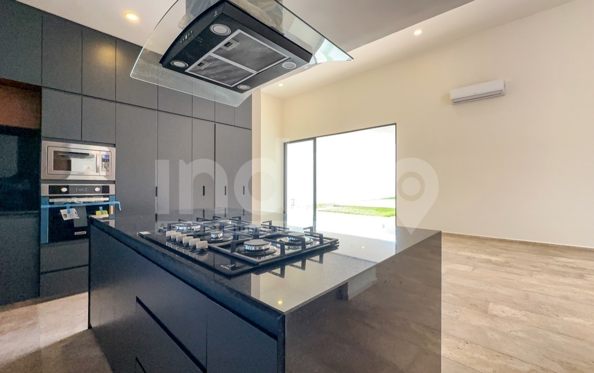 13 de 41: Cocina Equipada con Electrodomésticos