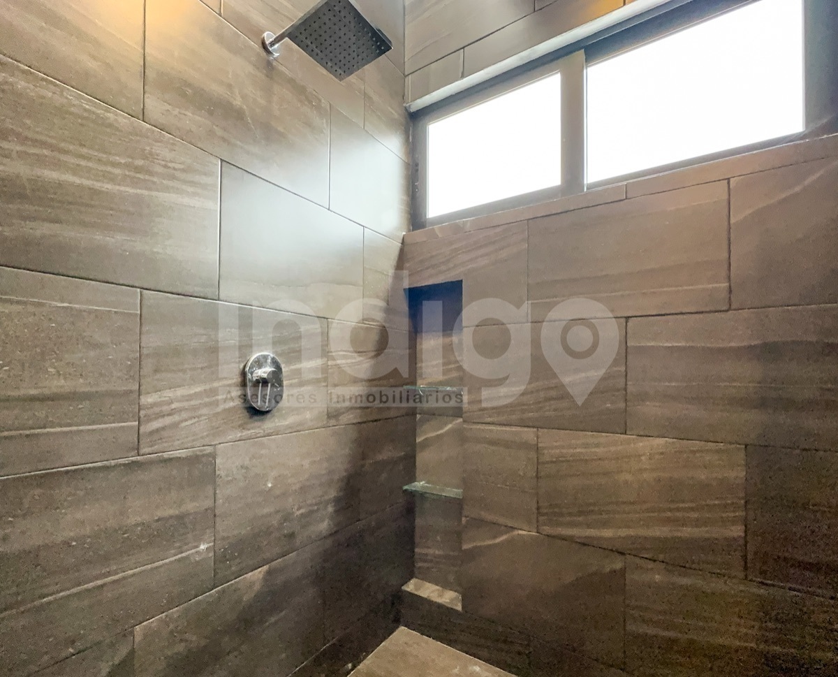 27 de 41: Baño Recámara Principal