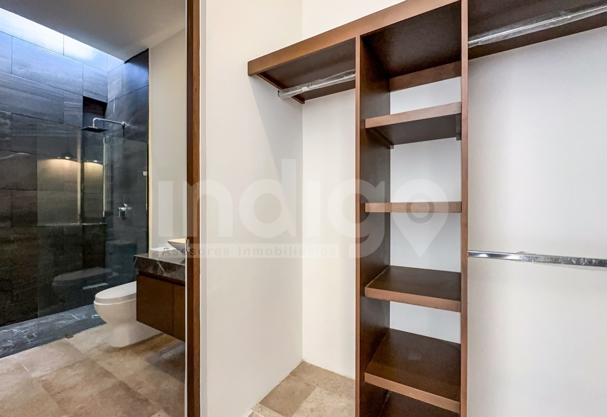 30 de 41: Vestidor Recámara Secundaria 1