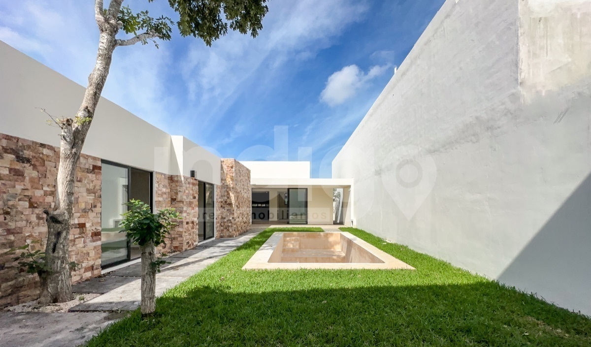 39 de 41: Fachada Trasera