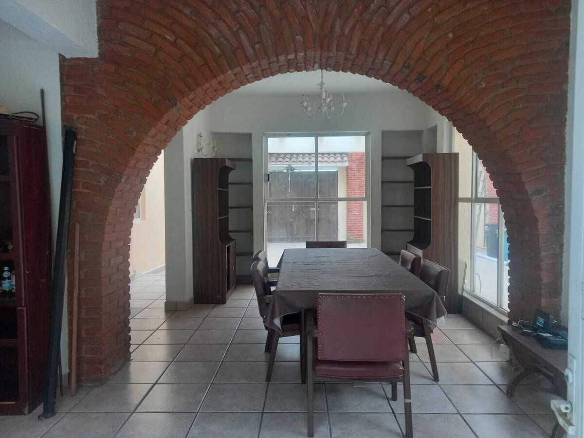 4 de 16