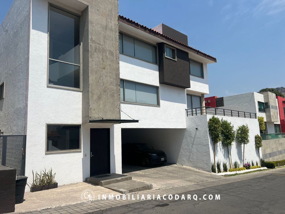Casa en renta en Solares, Bosque Esmeralda, foto 1 de 12