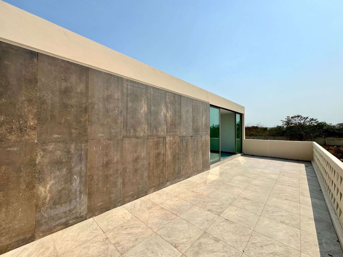 18 de 37: BALCÓN HABITACIÓN PRINCIPAL